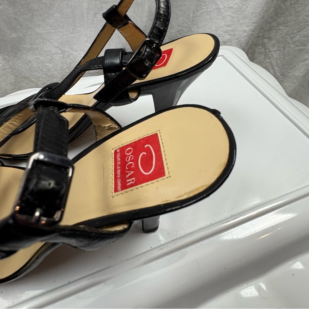 Oscar de la Renta Vintage Red Label Black Patent Leather Strappy Sandal Heels 9 - Picture 7 of 9
